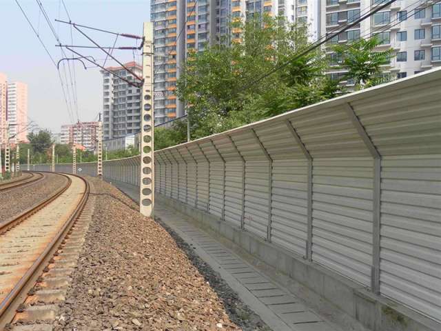 鐵路聲屏障--06